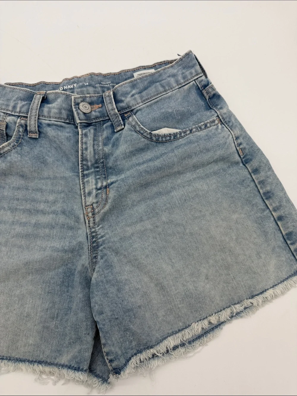 Old Navy Light Wash Denim Frayed-Hem Shorts